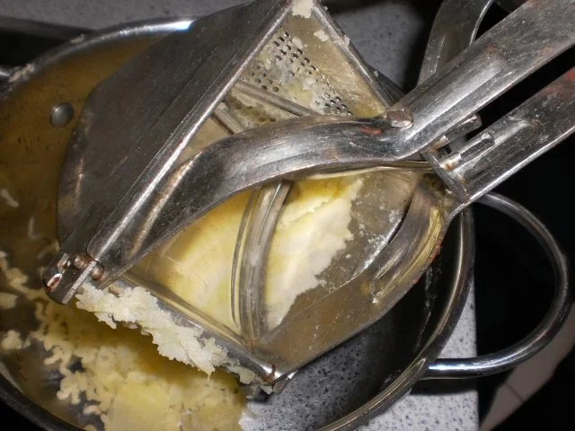 Rezept: Putengeschnetzeltes in leichter Käsesoße Bild Nr. 9 Putengeschnetzeltes in leichter Käsesoße - Rezept - Bild Nr. 9