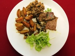 In Knoblauch und Rosmarin einglegte Ochsnfetz´n (Doreen Dietel) - Rezept