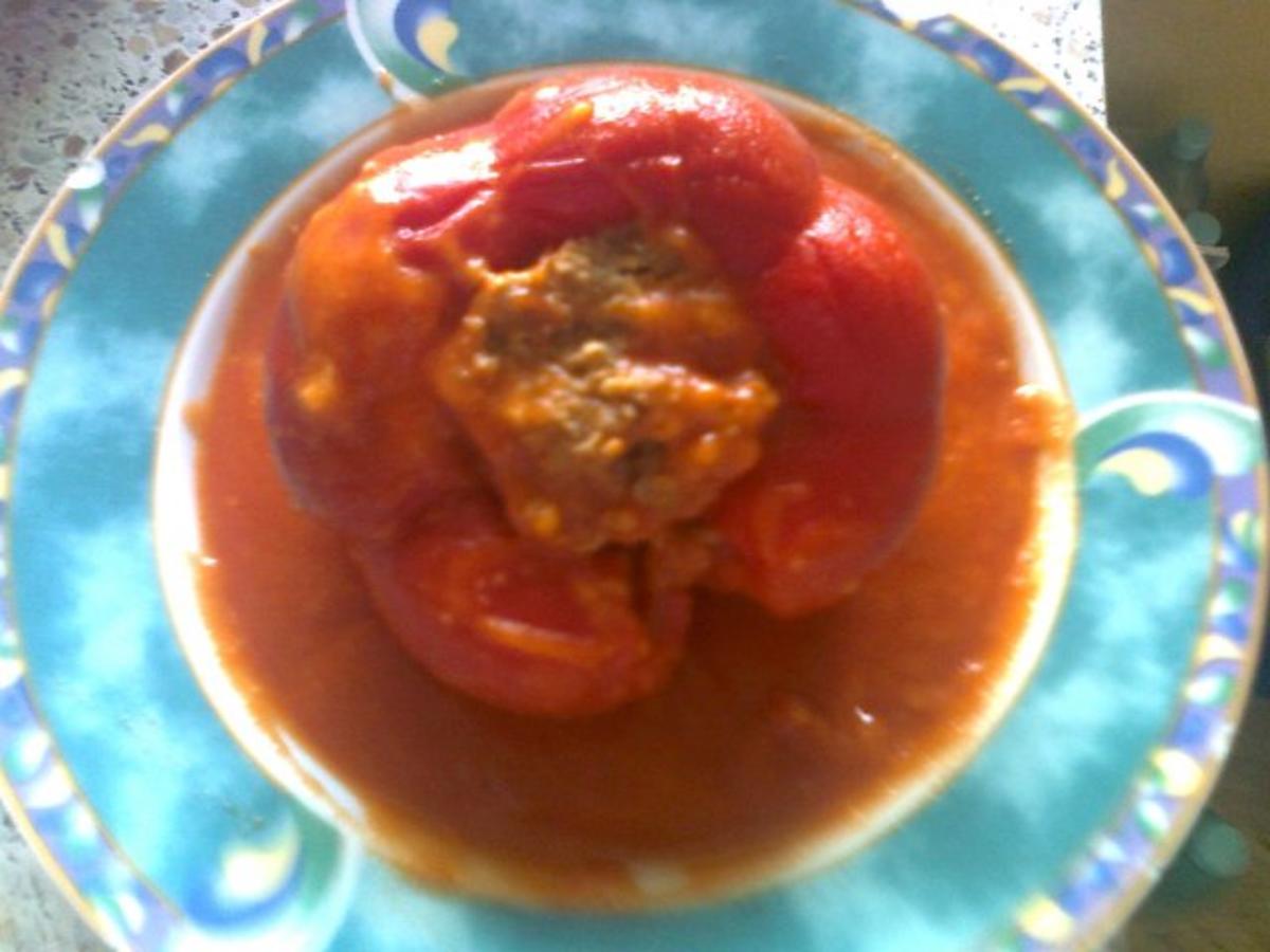 Gefüllte Paprikaschoten in Tomatensaft - Rezept - Bild Nr. 6