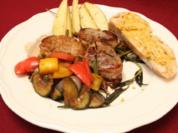 Schweinemedaillons in Rosmarin-Honig-Marinade mit Kartoffelspalten - Rezept