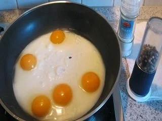 Spiegelei-Grundrezept - Rezept - Bild Nr. 3