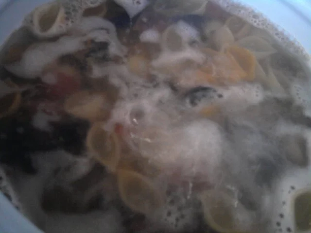 Rezept: Bunte Teufelspasta Bild Nr. 6 Bunte Teufelspasta - Rezept - Bild Nr. 6