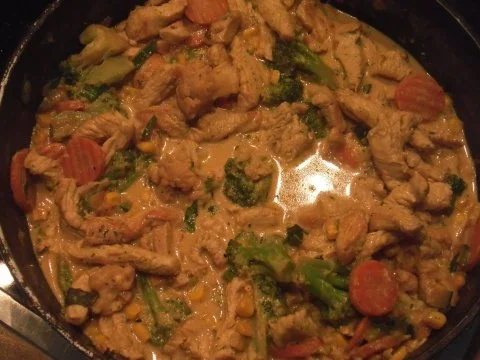 Geschnetzeltes mit Saisongemüse in Käsebechamel - Rezept