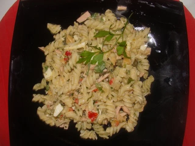 Nudeln : - Nudelsalat mit Fleischwurst und... - Rezept