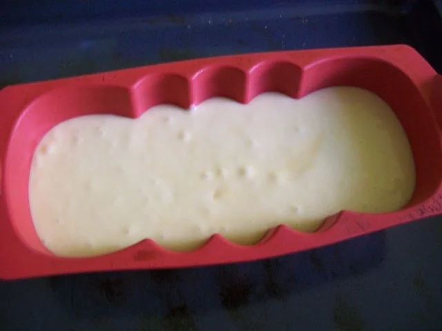 Rezept: Zitronenkuchen *locker & leicht* Bild Nr. 3 Zitronenkuchen *locker & leicht* - Rezept - Bild Nr. 3