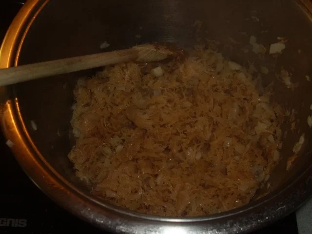 Nürnberger Bratwürstl mit Sauerkraut und Kartoffelpürre - Rezept - Bild Nr. 4