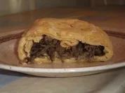 Hackfleisch im Eierkuchenmantel - Rezept