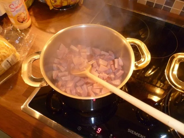 "DDR-Tomatensoße" mit Nudeln - Rezept - Bild Nr. 4