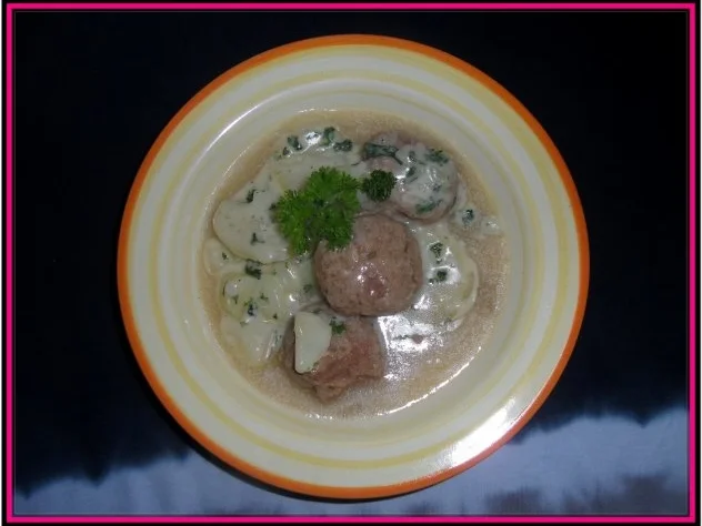 Königsberger Klopse mit Kapern-Sauce - Rezept - Bild Nr. 2