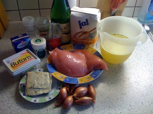 Rezept: Putenragout in Gorgonzola-Sauce Bild Nr. 2 Putenragout in Gorgonzola-Sauce - Rezept - Bild Nr. 2