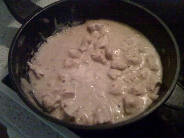 Rezept: Putenragout in Gorgonzola-Sauce Bild Nr. 5 Putenragout in Gorgonzola-Sauce - Rezept - Bild Nr. 5