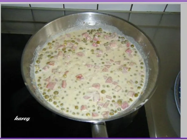 Tagliatelle in Schinken-Sahne-Käse-Soße - Rezept - Bild Nr. 3