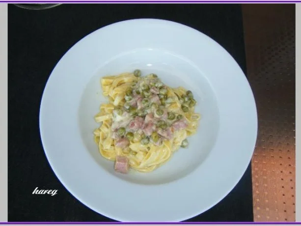 Tagliatelle in Schinken-Sahne-Käse-Soße - Rezept - Bild Nr. 4