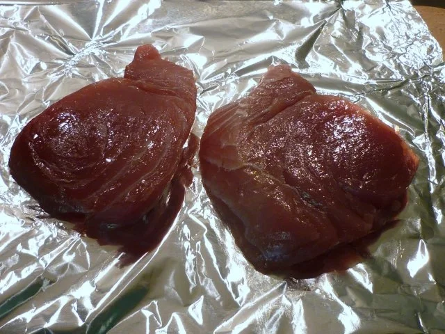 Thunfischsteaks auf Salatbett...... - Rezept - Bild Nr. 2