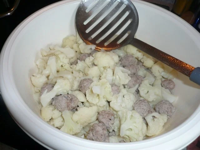 Blumenkohlsuppe mit Fleischbällchen - Rezept - Bild Nr. 4