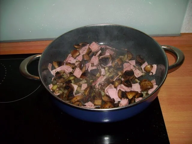 Rezept: Gnocchi in Tomatensahne Bild Nr. 4 Gnocchi in Tomatensahne - Rezept - Bild Nr. 4