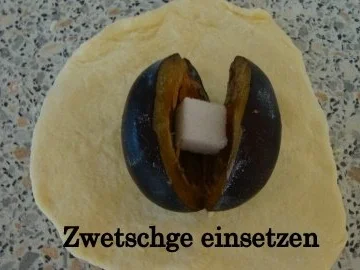 Zwetschgenknödel aus Quarkteig - Rezept - Bild Nr. 6