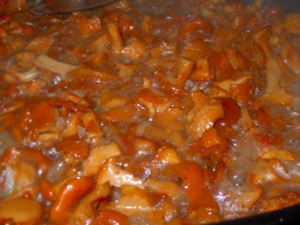 Spätzle mit pikanten Rahm Pfifferlingen - einfach - 283 kcal/100g