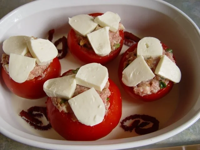Rezept: Gefüllte Fleischtomaten Bild Nr. 4 Gefüllte Fleischtomaten - Rezept - Bild Nr. 4