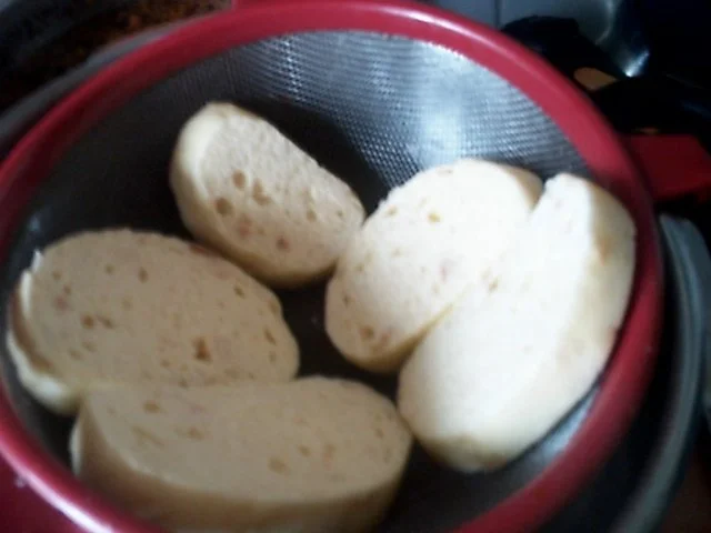 Rezept: Gulasch nach Hausfrauenart mit Böhmischen Knödel Bild Nr. 7 Gulasch nach Hausfrauenart mit Böhmischen Knödel - Rezept - Bild Nr. 7