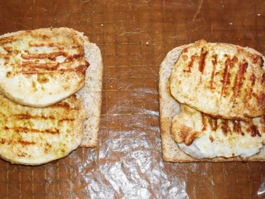 Rezept: Heedfelder Schlemmertoast Bild Nr. 3 Heedfelder Schlemmertoast - Rezept - Bild Nr. 3