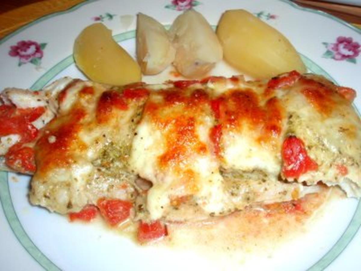 Bilder für Fisch: Pangasiusfilet mit Pesto und Mozzarella überbacken - Rezept