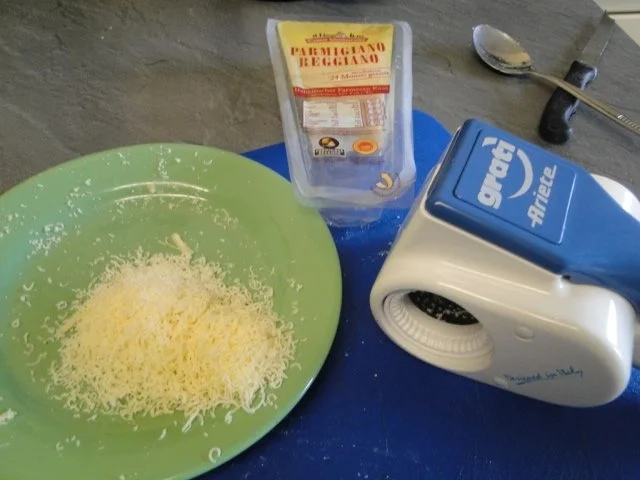 Parmesankörbchen, gefüllt mit frischen grünen Bohnen und Blumenkohl, aber die - Rezept - Bild Nr. 4