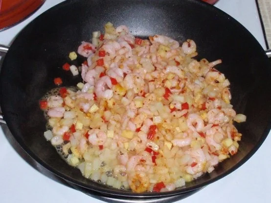 Feurige Tiefseegarnelen auf Brötchen mit Mozzarella überbacken - Rezept - Bild Nr. 8