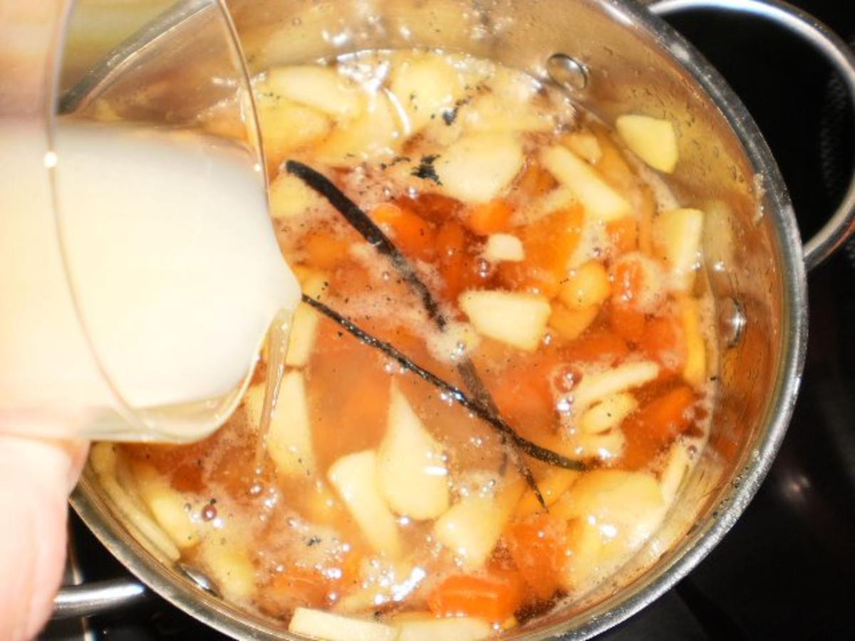 Aprikosen-Apfel-Kompott mit Joghurt und Wallnüssen - Rezept - Bild Nr. 10