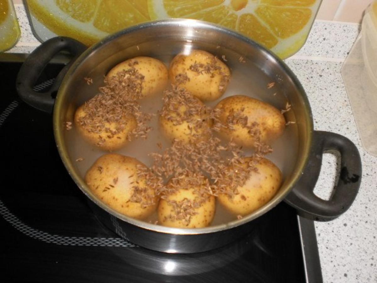 Bratkartoffeln mit Sülze - Rezept - Bild Nr. 3