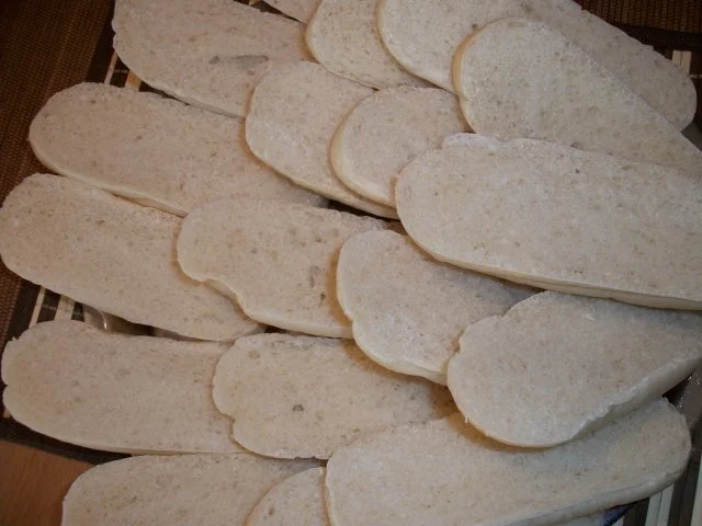 Knoblauch-Kräuterbaguette deftig belegt.... - Rezept - Bild Nr. 2