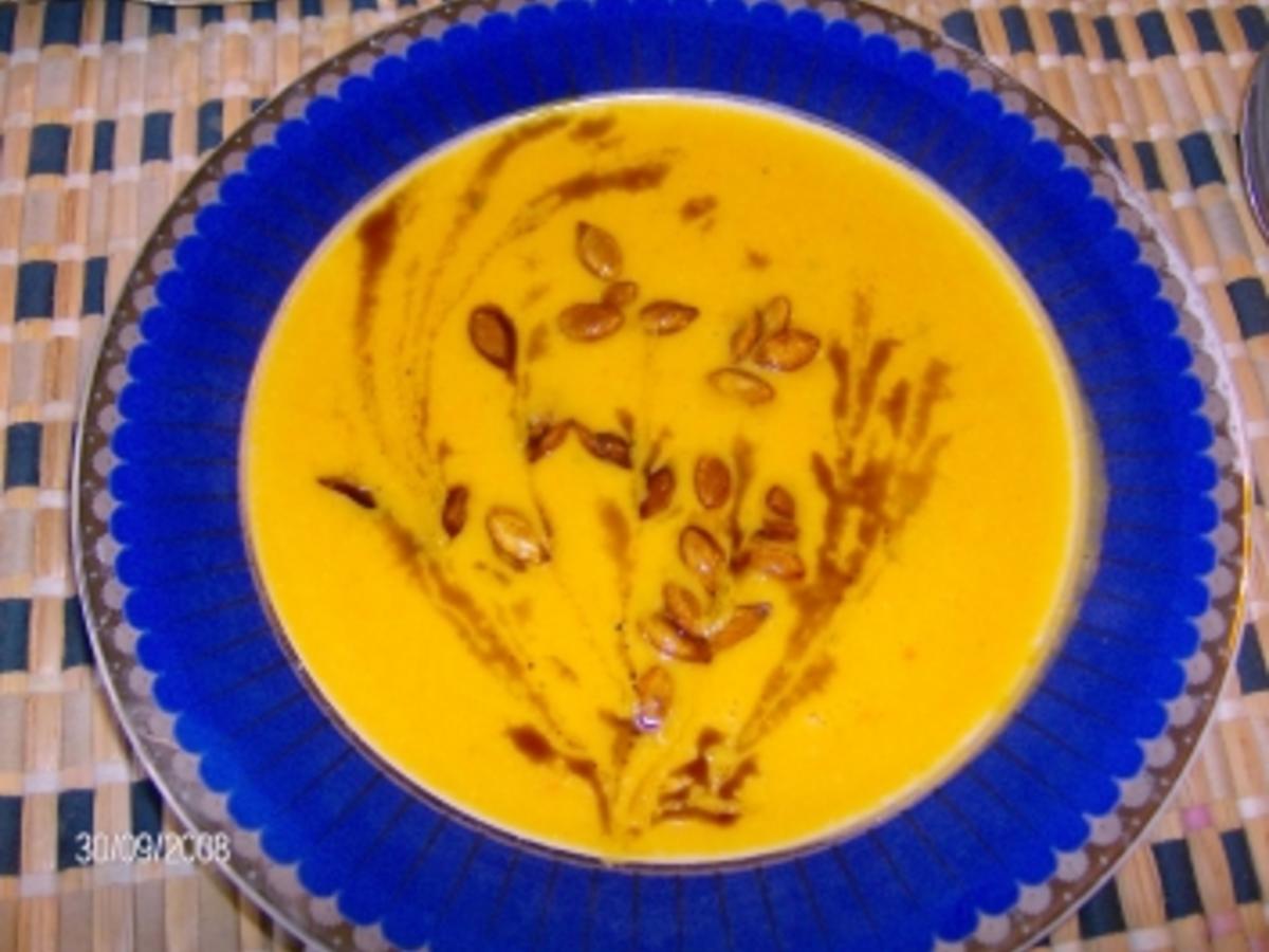 Butternuss Kürbis Creme Suppe - einfach - von Mariposa
