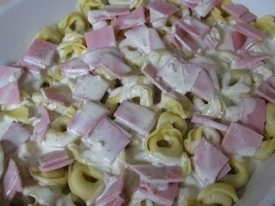 Rezept: Tortellini überbacken Bild Nr. 2 Tortellini überbacken - Rezept - Bild Nr. 2