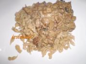 Gemischte Pilzpfanne in einer Wein - Sahne - Soße an Steinpilz Spätzle - Rezept