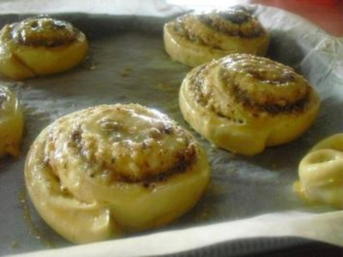 Nussschnecken (Quarkölteig süß) - Rezept - kochbar.de