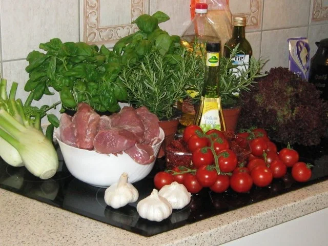 Rosmarinfilet an Schicht-Brotsalat - Rezept - Bild Nr. 2