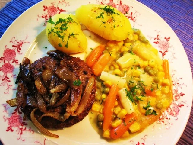 Zwiebel-Hacksteak ... - Rezept - Bild Nr. 5