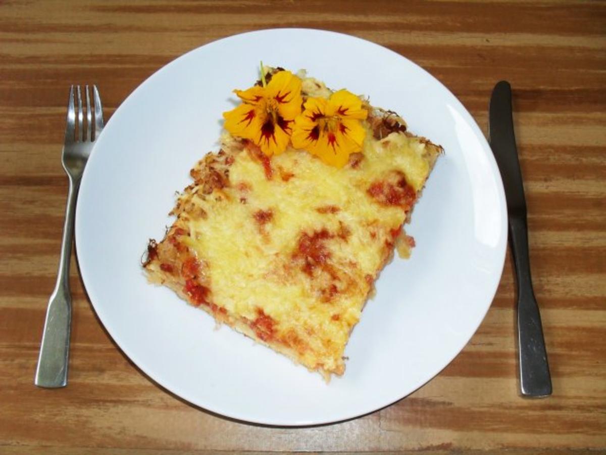 Sauerkrautkuchen mit Für den Boden: und Mehl - Rezept mit Bild - kochbar.de