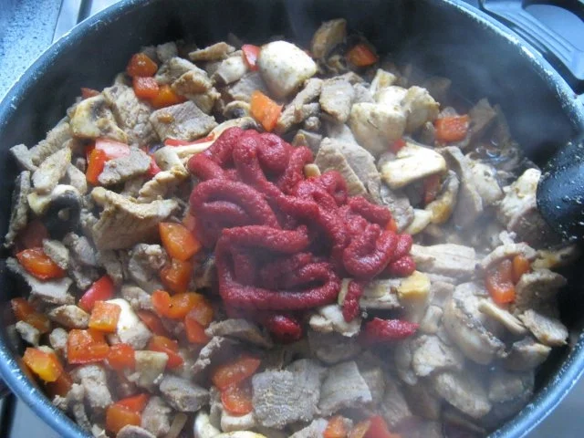 Rezept: Gyros in Metaxasosse Bild Nr. 5 Gyros in Metaxasosse - Rezept - Bild Nr. 5