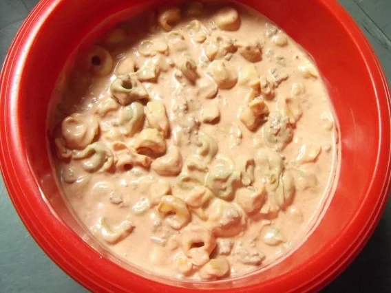 Super leckerer Tortelinisalat - Rezept