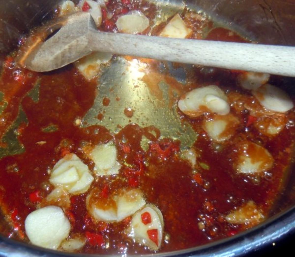 Würzige Hähnchenbrust auf Tomaten-Joghurt-Sauce mit Basmati-Reis - Rezept - Bild Nr. 5