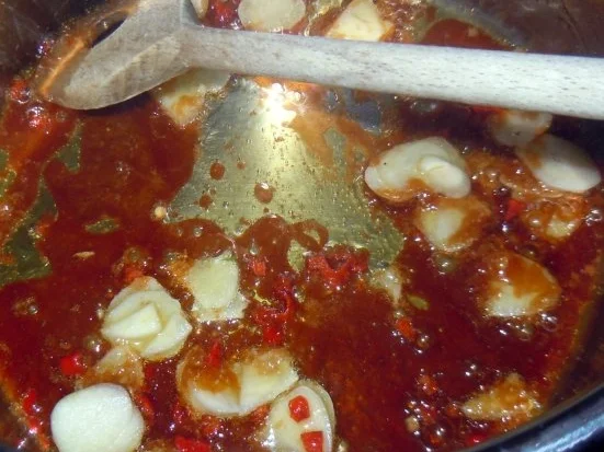 Würzige Hähnchenbrust auf Tomaten-Joghurt-Sauce mit Basmati-Reis - Rezept - Bild Nr. 5