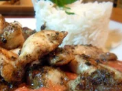 Würzige Hähnchenbrust auf Tomaten-Joghurt-Sauce mit Basmati-Reis - Rezept