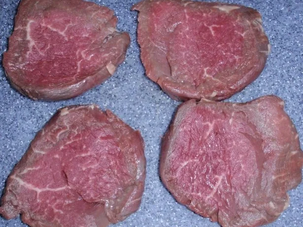 Rezept: Ochsenfilet mit pfiffigen Bratkartoffeln Bild Nr. 2 Ochsenfilet mit pfiffigen Bratkartoffeln - Rezept - Bild Nr. 2