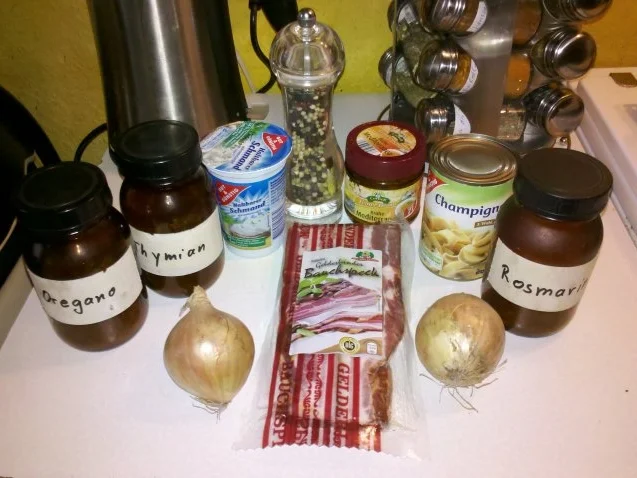 Rezept: Flammkuchen: Flammkuchen mediteran mit Pilzen Bild Nr. 2 Flammkuchen: Flammkuchen mediteran mit Pilzen - Rezept - Bild Nr. 2