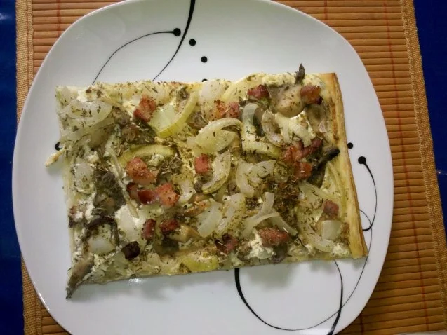 Rezept: Flammkuchen: Flammkuchen mediteran mit Pilzen Bild Nr. 9 Flammkuchen: Flammkuchen mediteran mit Pilzen - Rezept - Bild Nr. 9