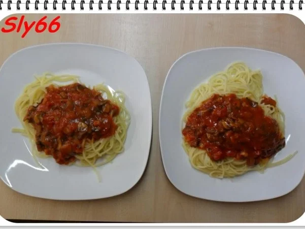 Rezept: Nudelgerichte:Spaghetti in Tomatensoße Bild Nr. 9 Nudelgerichte:Spaghetti in Tomatensoße - Rezept - Bild Nr. 9