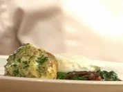 Seezunge Colbert mit pochiertem Ei und rotem Mangold a la Henssler - Rezept