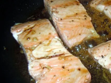 Rezept: Glasierter Lachs mit Pfifferlingsrisotto Bild Nr. 6 Glasierter Lachs mit Pfifferlingsrisotto - Rezept - Bild Nr. 6