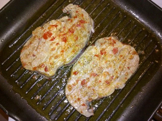 Fleisch: Sambal Oelek-Steaks mit Wildsauce und Steinpilznudeln - Rezept - Bild Nr. 7